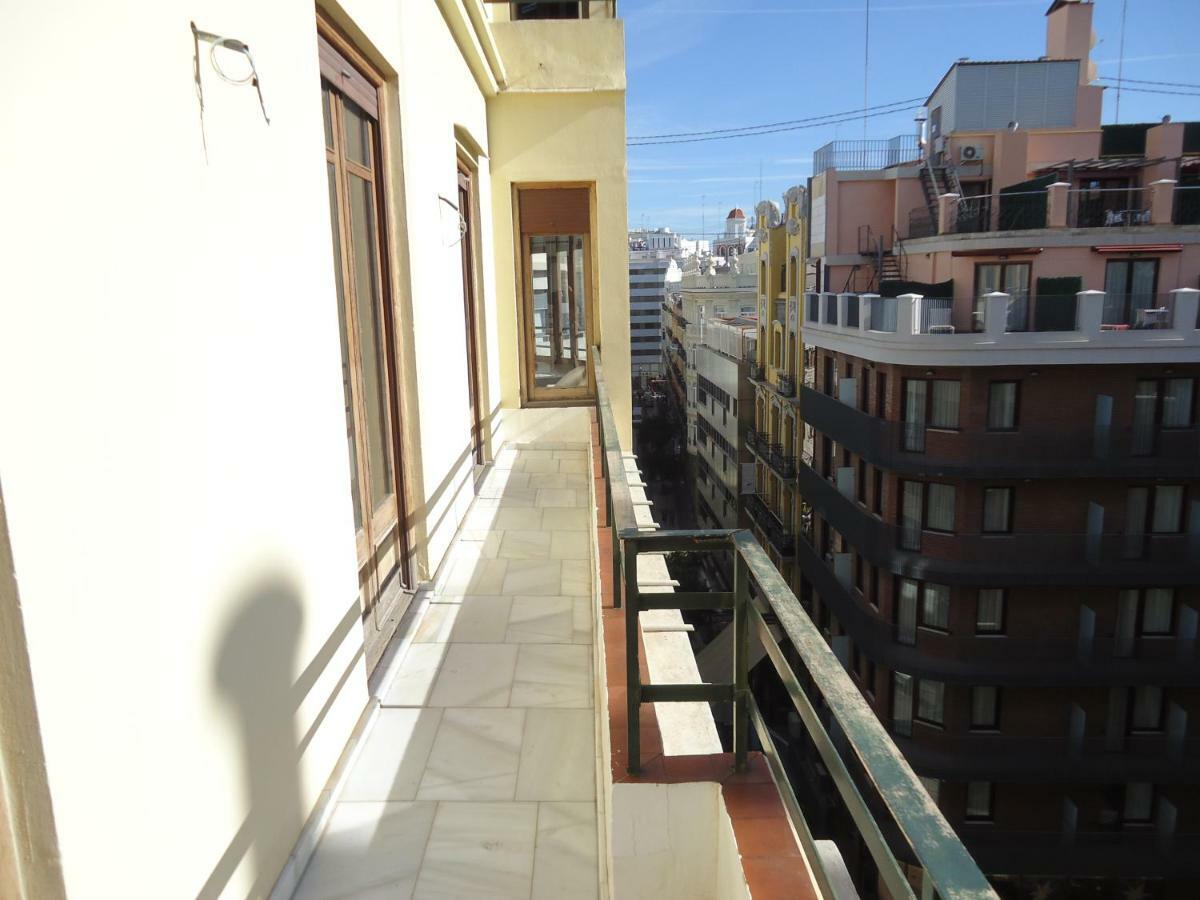 Apartamento Entre la Estación y el Ayuntamiento Valencia Exterior foto
